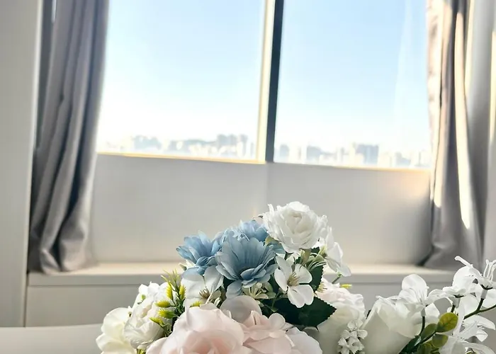 The Sanctuary Rosa Innocta - 1 Min From Hongdae Exit 1 * Seul